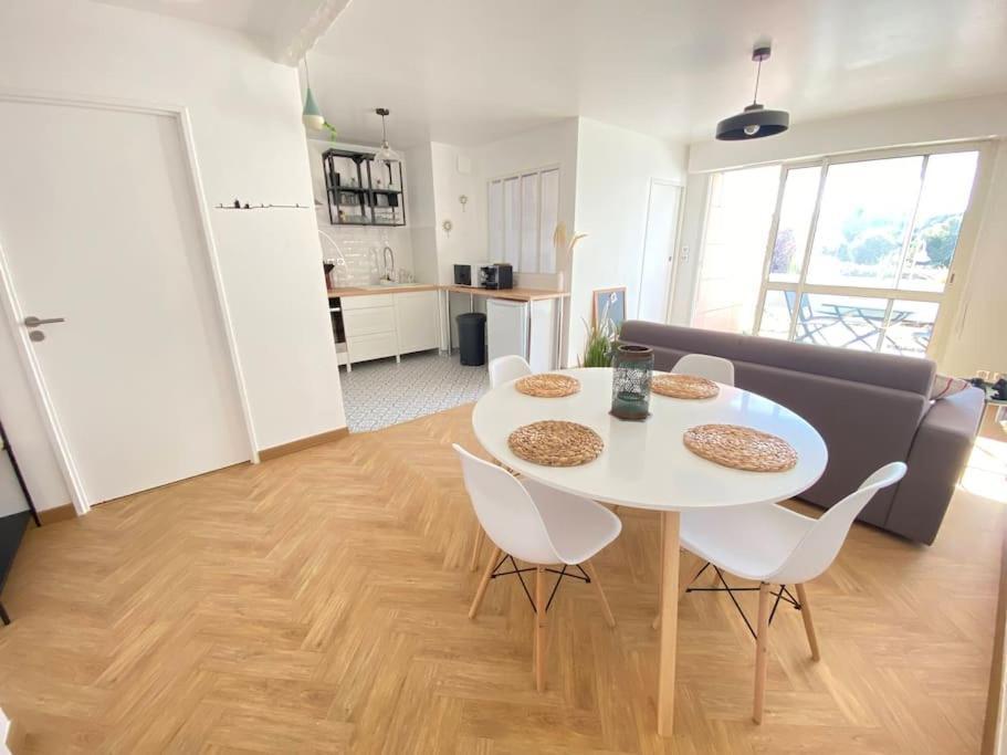 Plein Charme Aux Minimes Terrasse Calme + Parking Apartamento La Rochelle  Exterior foto