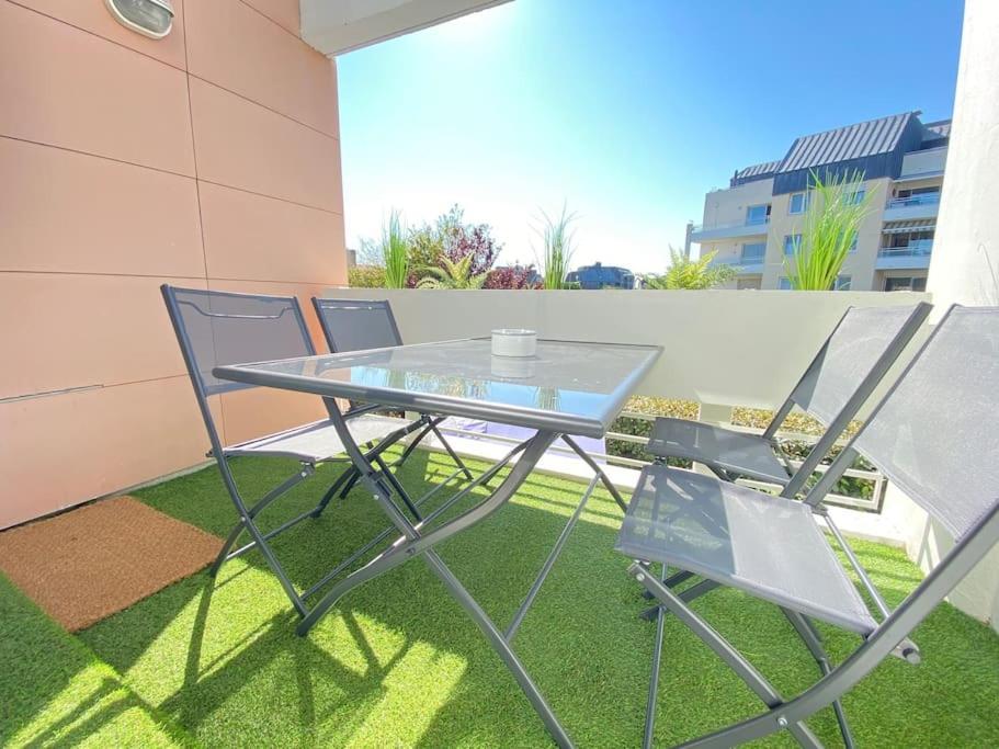 Plein Charme Aux Minimes Terrasse Calme + Parking Apartamento La Rochelle  Exterior foto